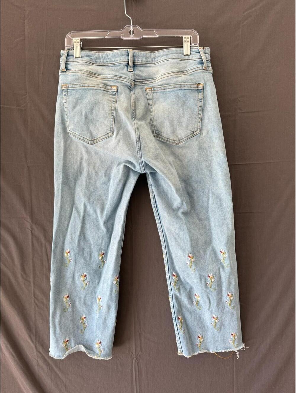 Micro and the Letterpress Women’s Jeans Size 30 Light Wash Embroidered Floral - Picture 9 of 9